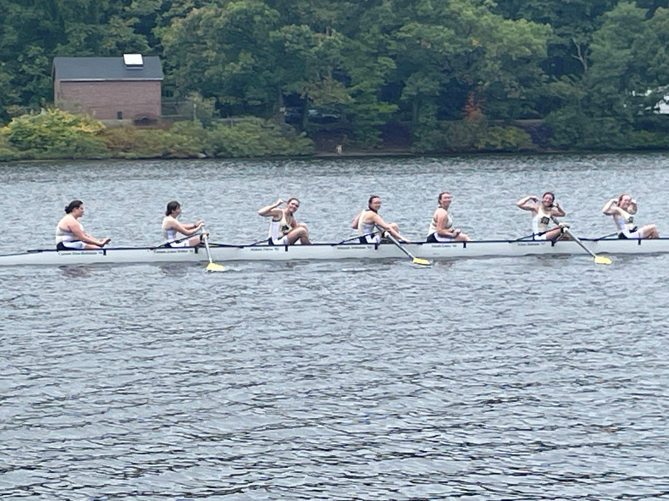 Women's Rowing Opens Season at Gordon College Invite