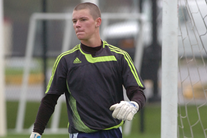 Slaney Makes Four Saves In Goal As Men's Soccer Drops Tough 1-0 Non-League Decision At Becker