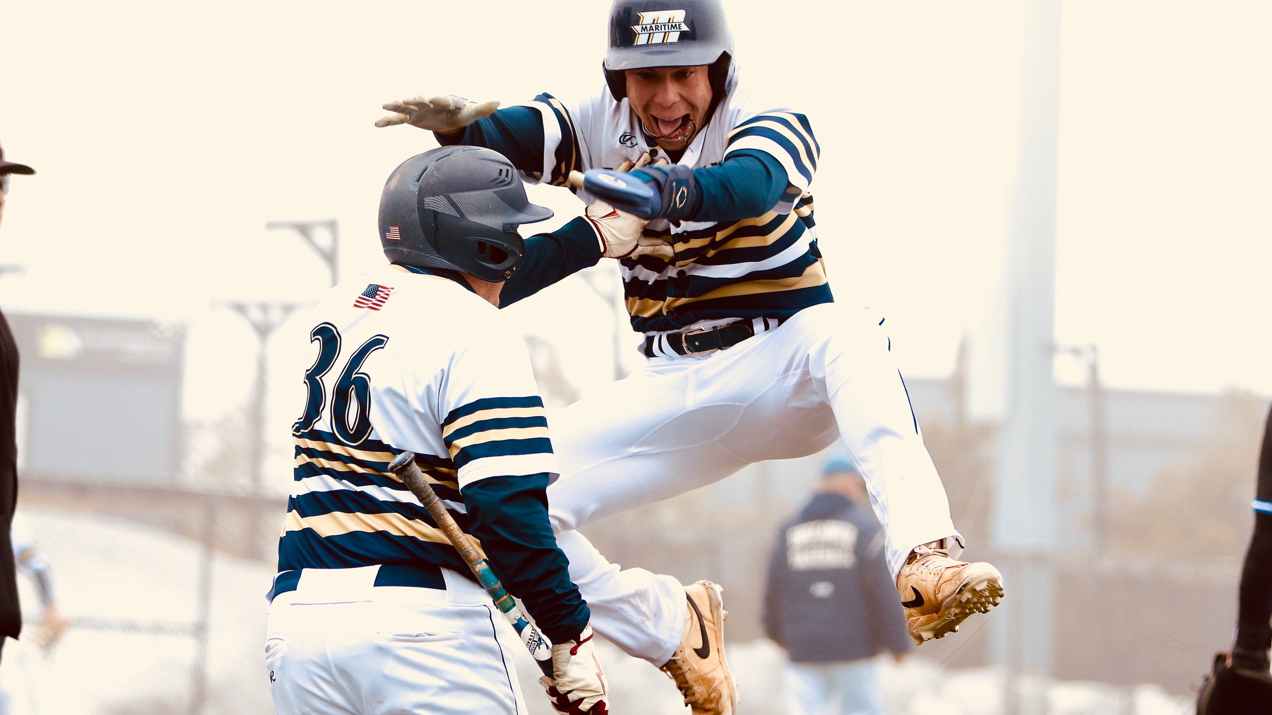 Buccaneers Sweep Chargers in Home Opening Doubleheader