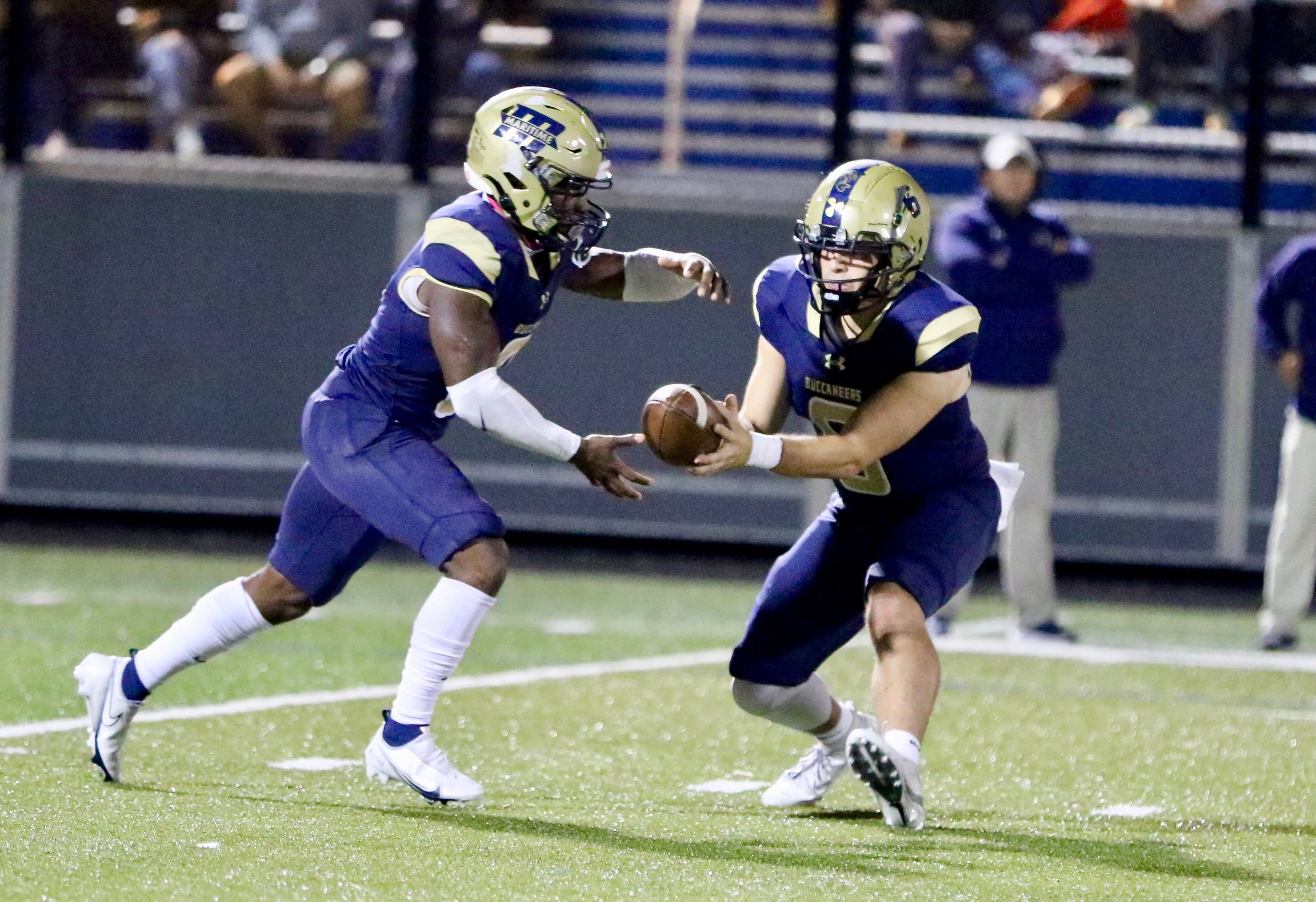 Football: Buccaneers Attack by Air in Win over Lancers