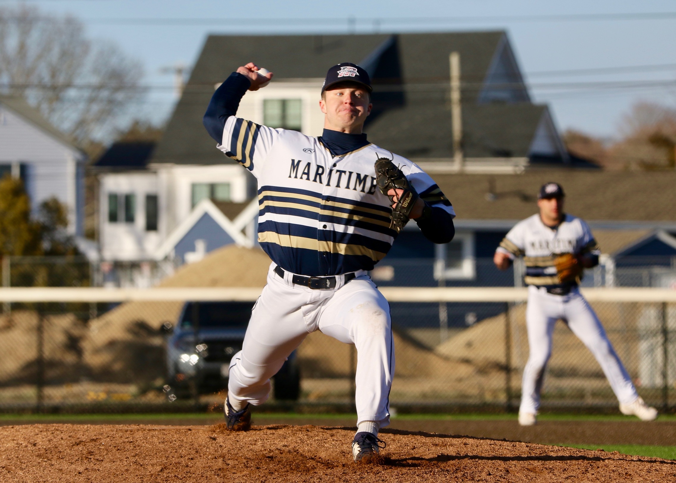 Maritime Splits Saturday Doubleheader with AMCATS