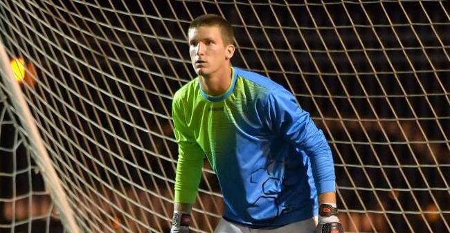 Ross, Murphy & Pruchnik Combine For Six Saves As Men's Soccer Drops Rain Soaked 5-0 Decision To UMass Boston