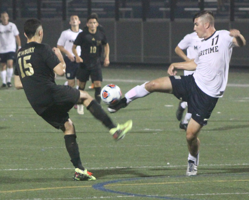 Brendan Gawron goes for the ball