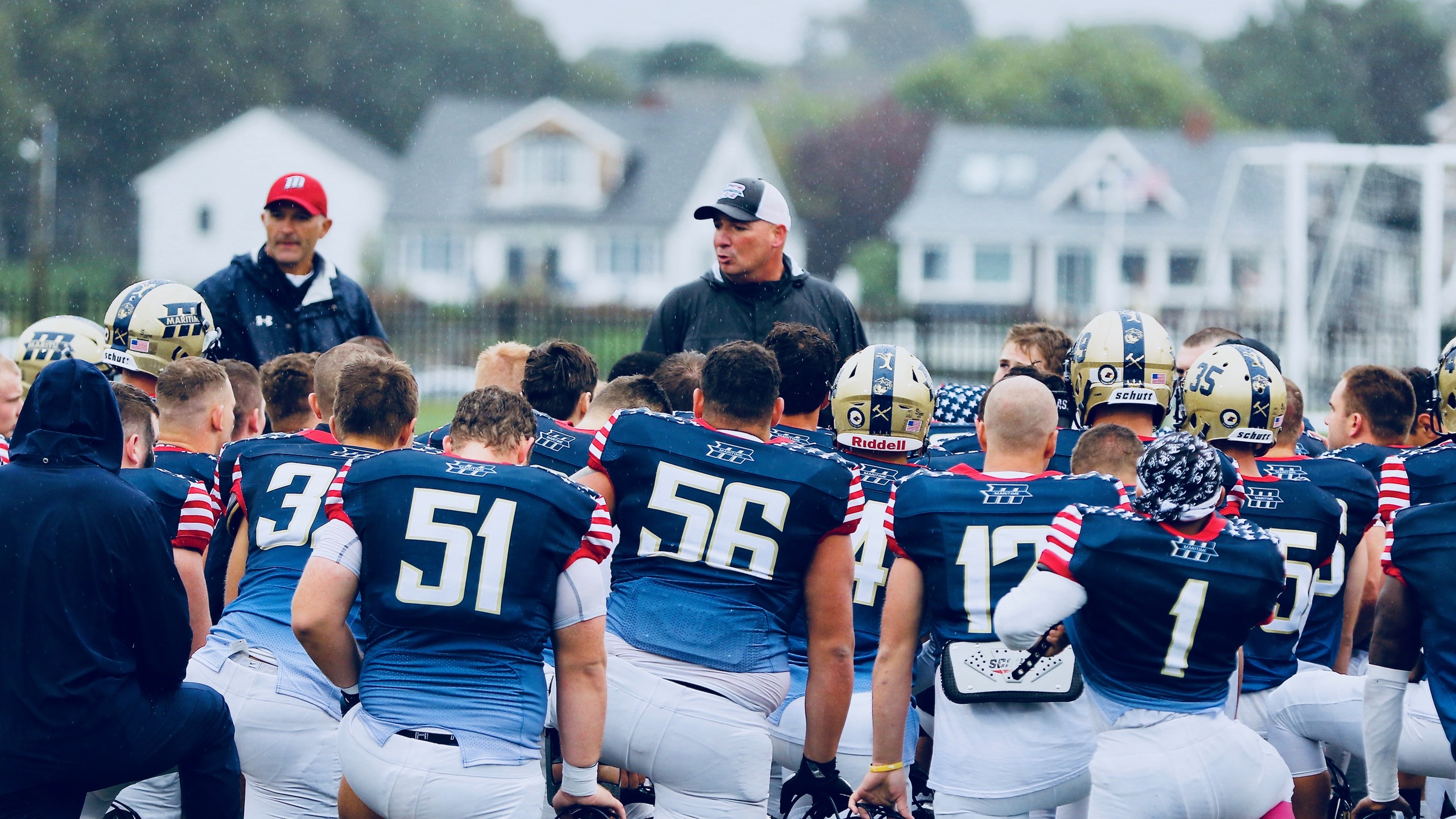 Football: Bucs Score First in Loss to Rams