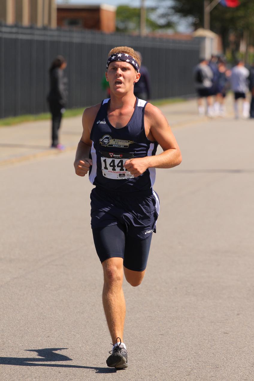 Brady, Barnas Named As Buccaneer Men's Cross Country Captains For 2014 Season