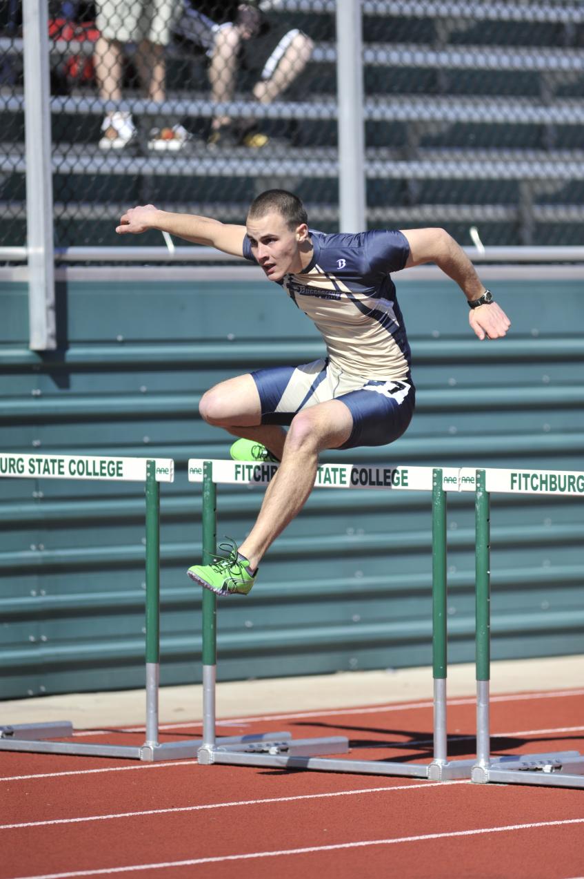 Outdoor Track & Field Captures Three Individual Events, Records 26 Top 10 Finishes At Connecticut College Silfen Invitational