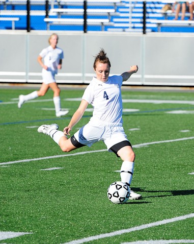 Conways Combine For Goal, 14 Saves As Women's Soccer Opens MASCAC Play With 7-1 Setback To Framingham State