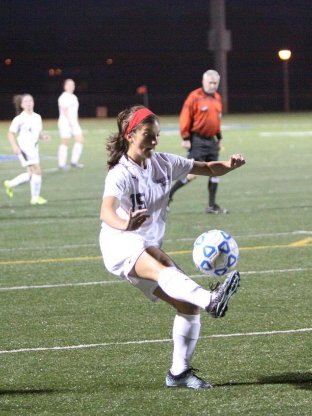 Behen,  Salem Combine For Goals, Levesque Makes Four Saves As Women's Soccer Notches 3-0 Non-League Shutout Victory At Pine Manor