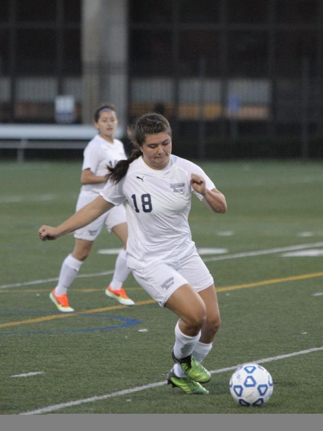 Levesque Makes 17 Saves As Women's Soccer Sees Unbeaten Streak End With 2-0 Setback At Coast Guard