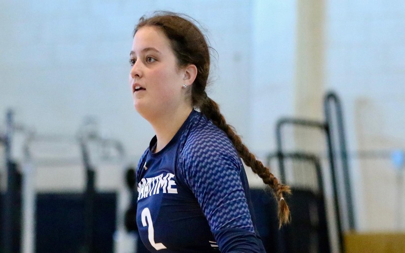 Sanders Reaches 200 Dig Mark in 3-1 Loss to Curry