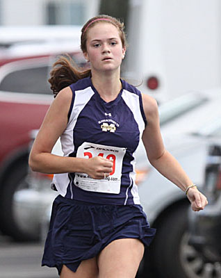 Hall, Leonardi Lead Women's Cross Country To Solid 19th Place Performance At Gordon Pop Crowell Invitational