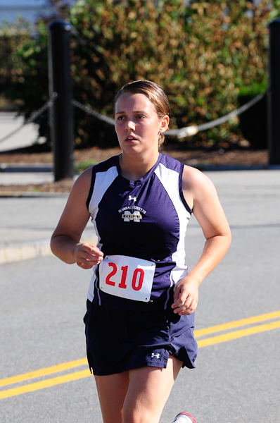 Burbank, Piche Lead Women's Cross Country To Solid Sixth Place Finish At Elms Blazer Invitational